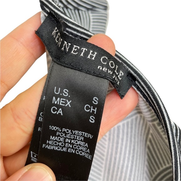 Kenneth Cole Open Back Top, Small - Picture 5 of 6